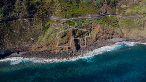 Terreno para Venda em Porto Moniz