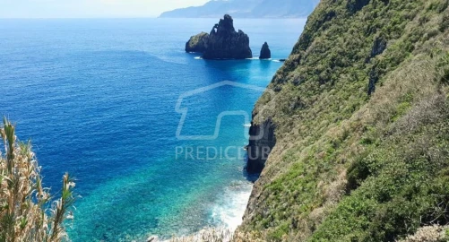 Terreno para Venda em Porto Moniz