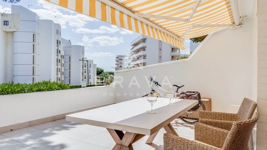 Apartamento T1 para Venda em Quarteira