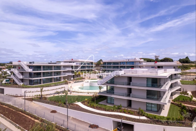 Apartamento T2 para Venda em Lagoa e Carvoeiro Foto 53