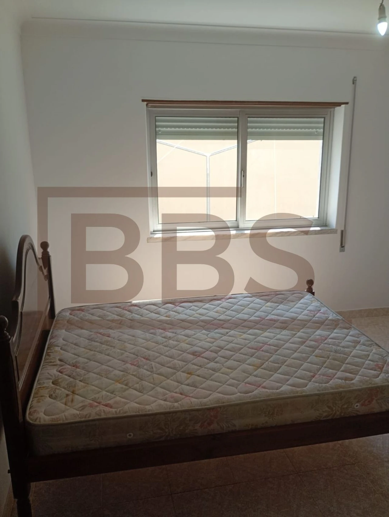 Apartamento T2 para Venda em Benavente Foto 35