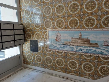 Apartamento T2 para Venda em Oeiras e São Julião da Barra, Paço de Arcos e Caxias