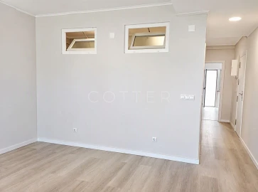 Apartamento T2 para Venda em Oeiras e São Julião da Barra, Paço de Arcos e Caxias