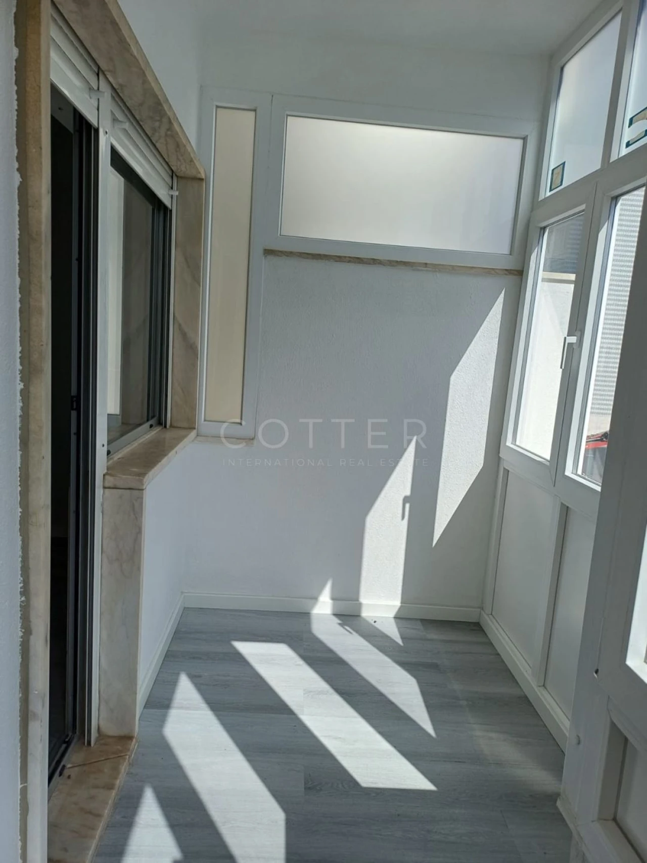 Apartamento T2 para Venda em Oeiras e São Julião da Barra, Paço de Arcos e Caxias Foto 24
