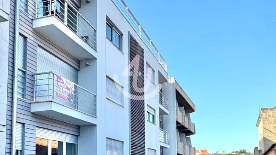 Apartamento T3 para Venda em Alcobaça e Vestiaria