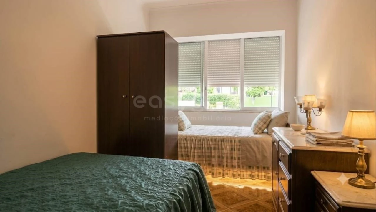 Apartamento T2 para Venda em Queluz e Belas Foto 12