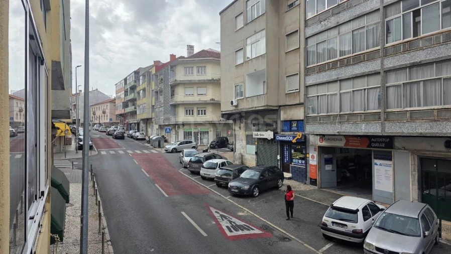 Apartamento T2 para Venda em Queluz e Belas Foto 13
