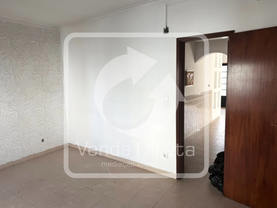 Moradia T2 para Venda em Arruda dos Vinhos Foto 18