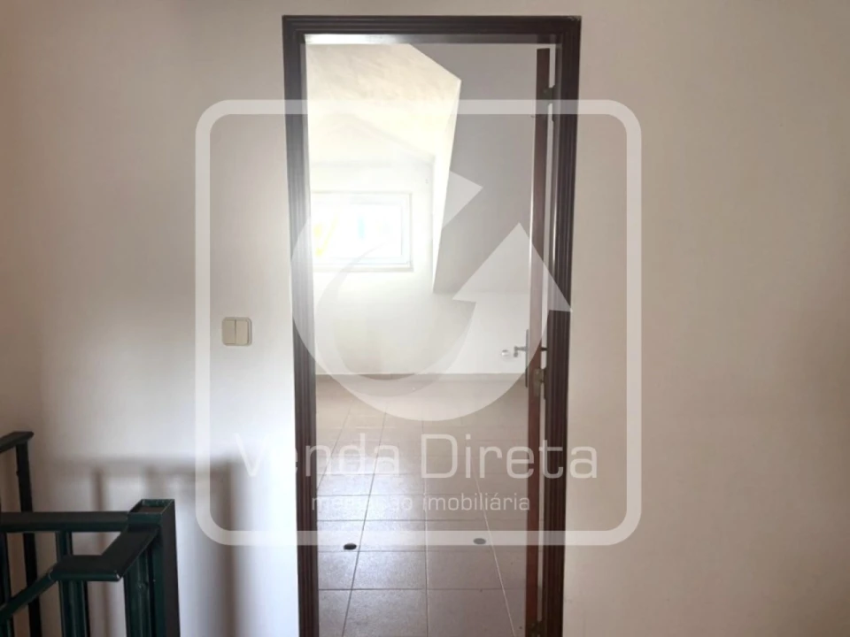 Moradia T2 para Venda em Arruda dos Vinhos Foto 27