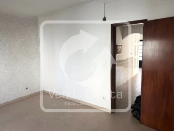 Moradia T2 para Venda em Arruda dos Vinhos
