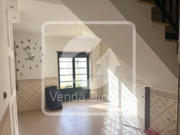 Moradia T2 para Venda em Arruda dos Vinhos