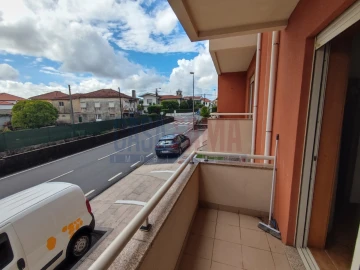 Apartamento T3 para Venda em Louro