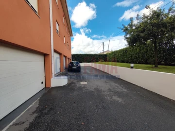 Apartamento T3 para Venda em Louro