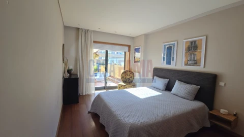 Apartamento T2 para Venda em Aver-O-Mar, Amorim e Terroso