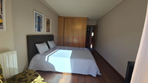 Apartamento T2 para Venda em Aver-O-Mar, Amorim e Terroso