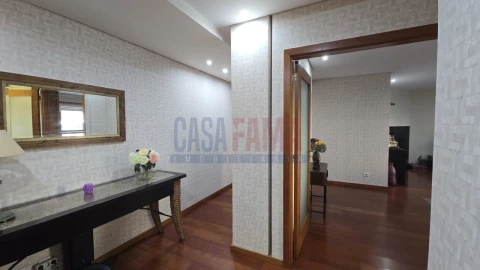 Apartamento T2 para Venda em Aver-O-Mar, Amorim e Terroso