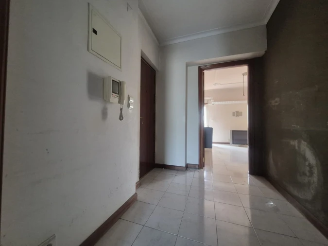 Apartamento T3 para Venda em Carregado e Cadafais Foto 16