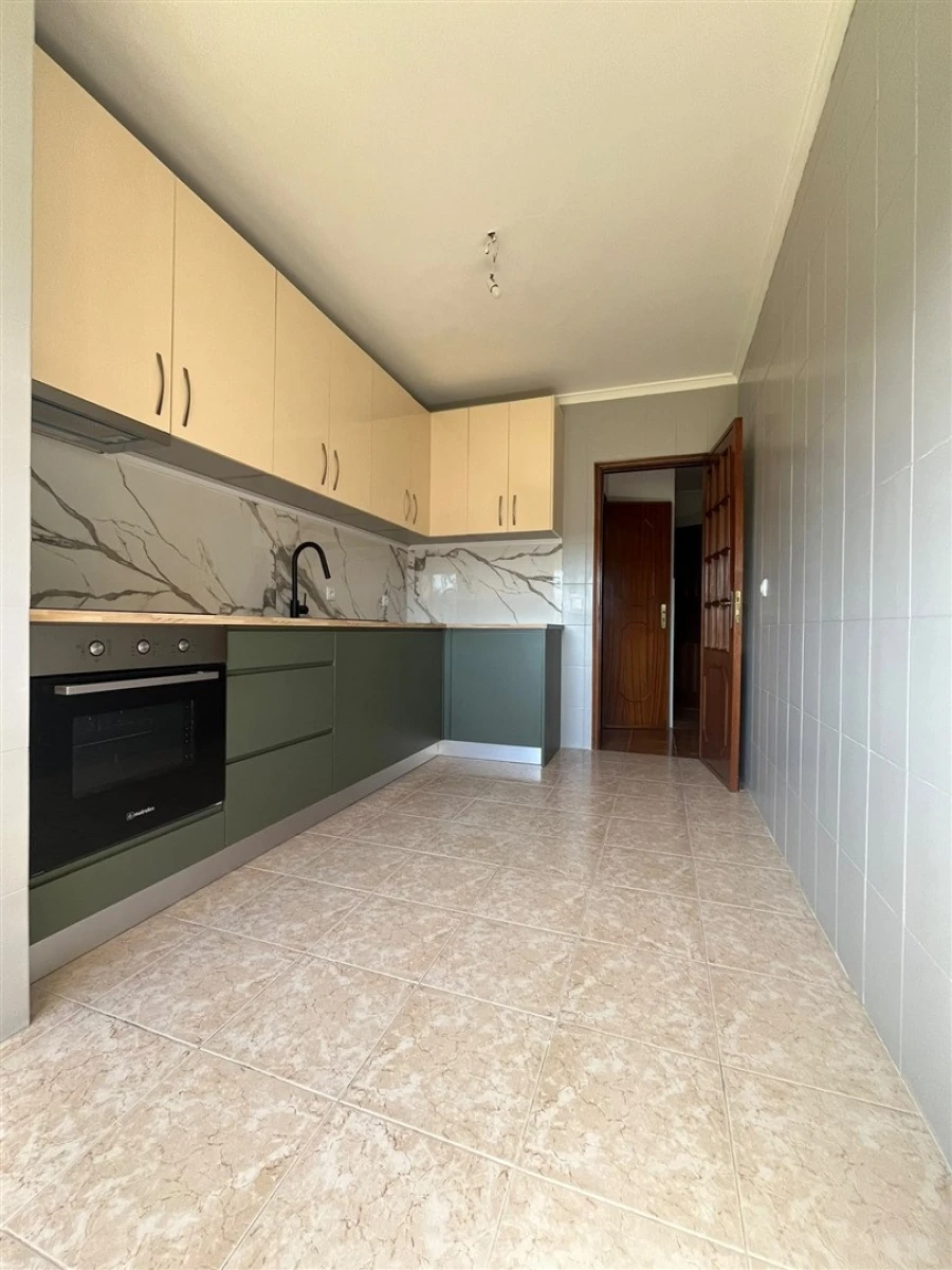 Apartamento T3 para Venda em Rio Tinto Foto 34