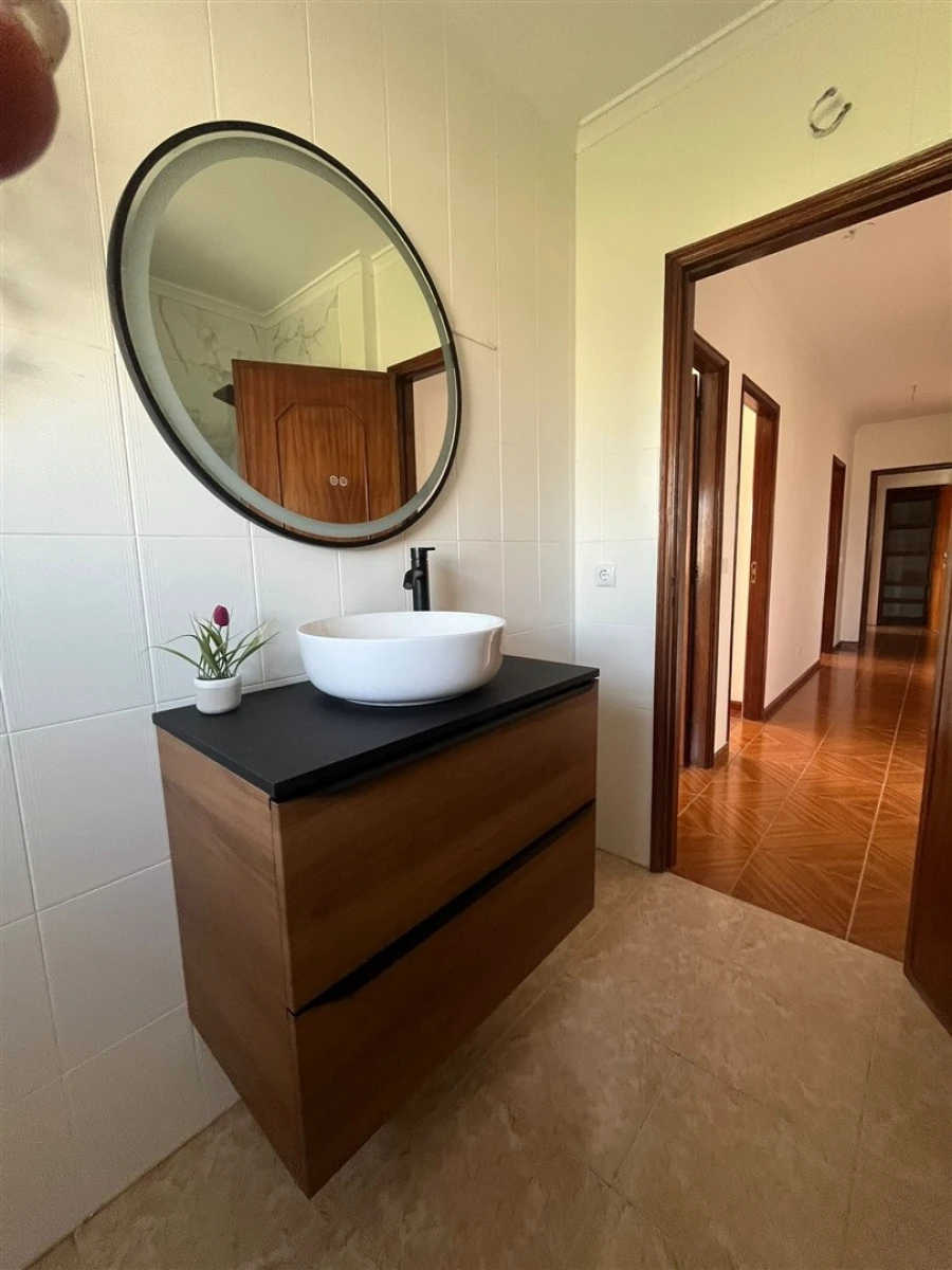 Apartamento T3 para Venda em Rio Tinto Foto 45