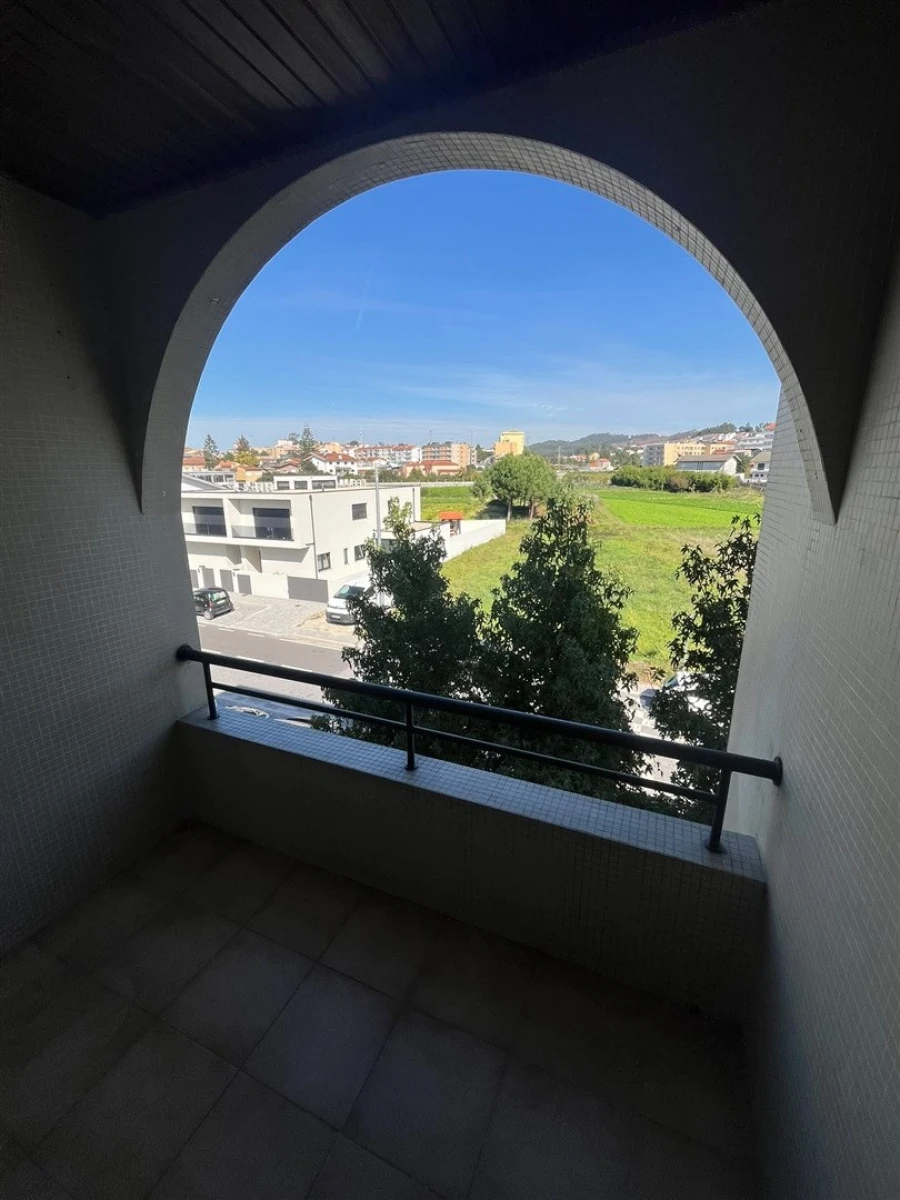 Apartamento T3 para Venda em Rio Tinto Foto 5