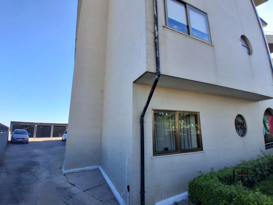 Apartamento T3 para Venda em Rio Tinto Foto 36