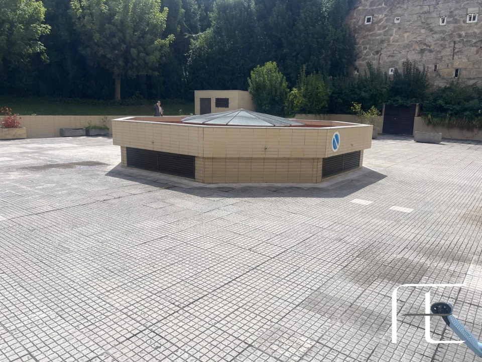 Apartamento T2 para Arrendamento em Cedofeita, Santo Ildefonso, Sé, Miragaia, São Nicolau e Vitória Foto 4