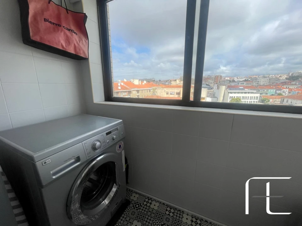 Apartamento T2 para Arrendamento em Cedofeita, Santo Ildefonso, Sé, Miragaia, São Nicolau e Vitória Foto 9