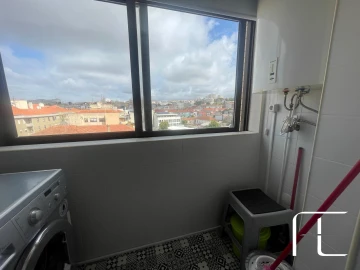 Apartamento T2 para Arrendamento em Cedofeita, Santo Ildefonso, Sé, Miragaia, São Nicolau e Vitória