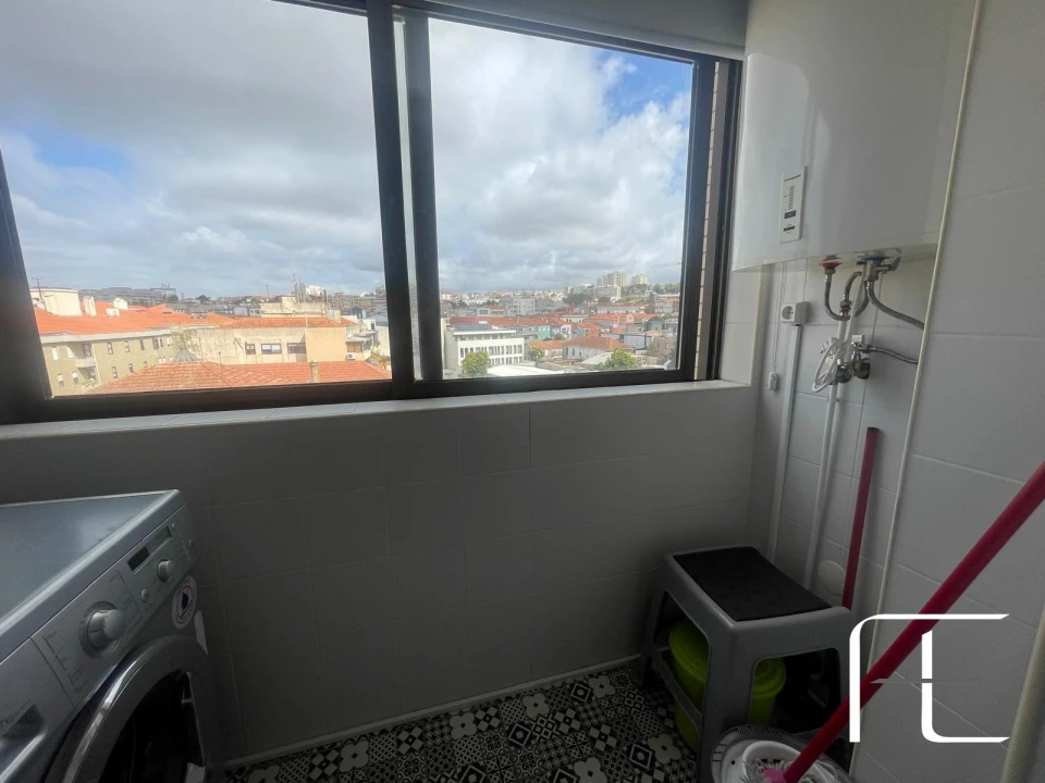 Apartamento T2 para Arrendamento em Cedofeita, Santo Ildefonso, Sé, Miragaia, São Nicolau e Vitória Foto 10