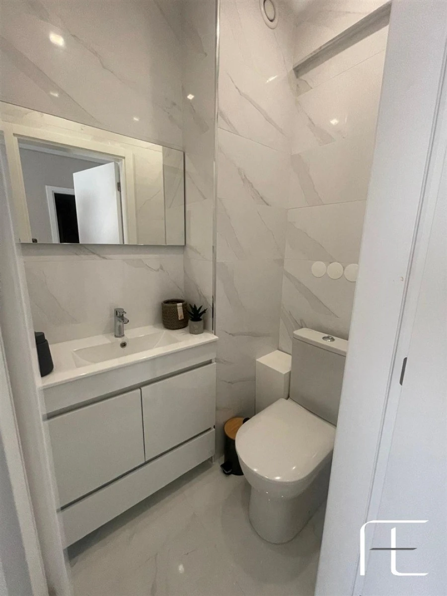 Apartamento T2 para Arrendamento em Cedofeita, Santo Ildefonso, Sé, Miragaia, São Nicolau e Vitória Foto 7