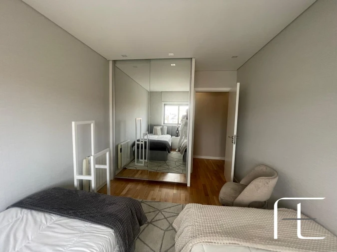 Apartamento T2 para Arrendamento em Cedofeita, Santo Ildefonso, Sé, Miragaia, São Nicolau e Vitória Foto 21