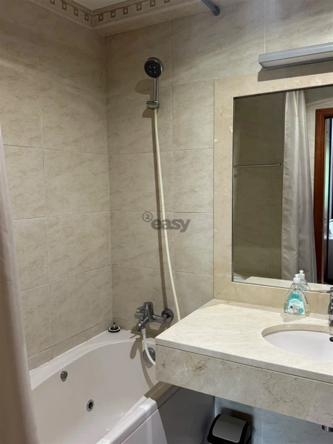 Apartamento T3 para Arrendamento em São Martinho