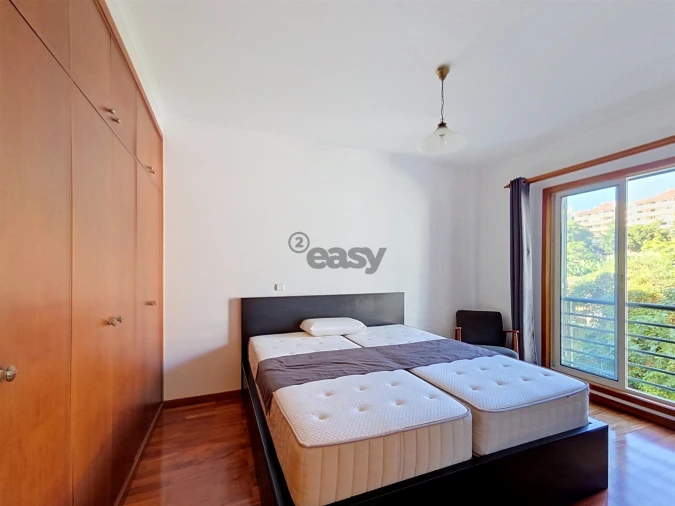 Apartamento T3 para Arrendamento em São Martinho Foto 10