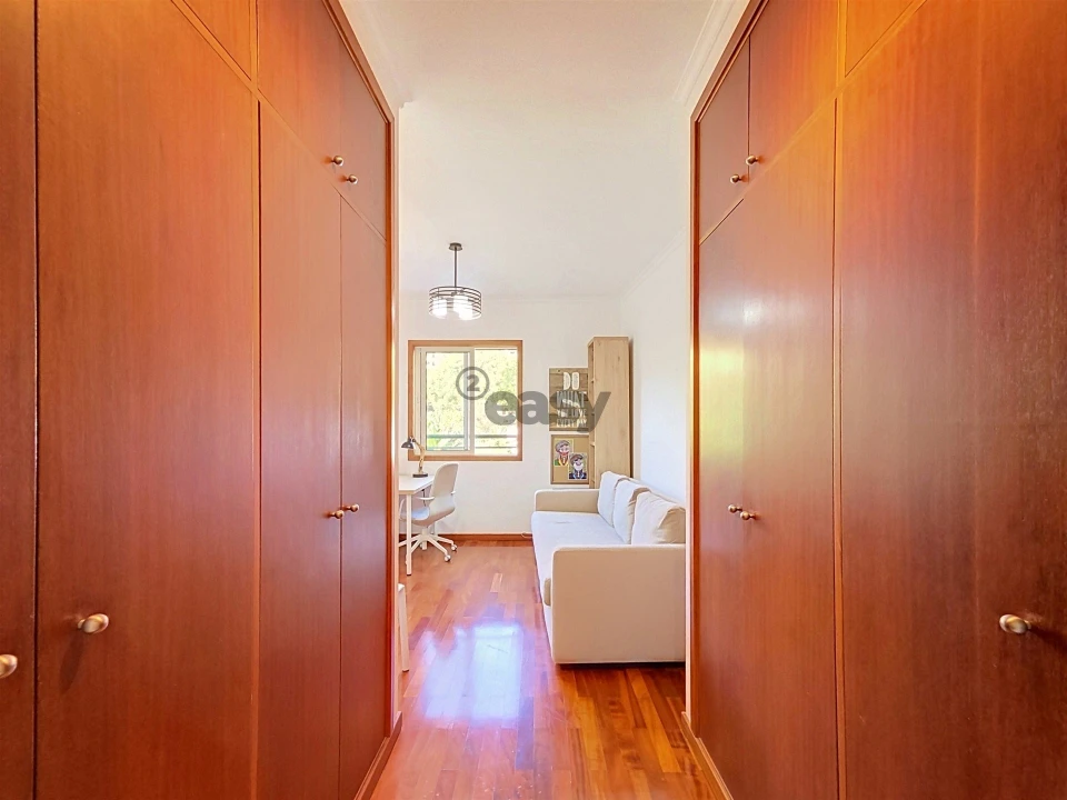 Apartamento T3 para Arrendamento em São Martinho Foto 18