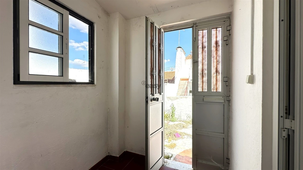 Moradia T2 para Venda em Cabeço de Vide Foto 31