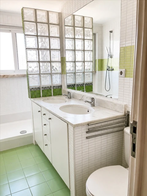 Apartamento T2 para Arrendamento em Arroios