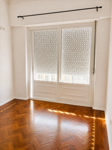Apartamento T2 para Arrendamento em Arroios