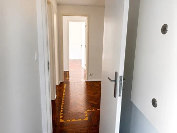 Apartamento T2 para Arrendamento em Arroios