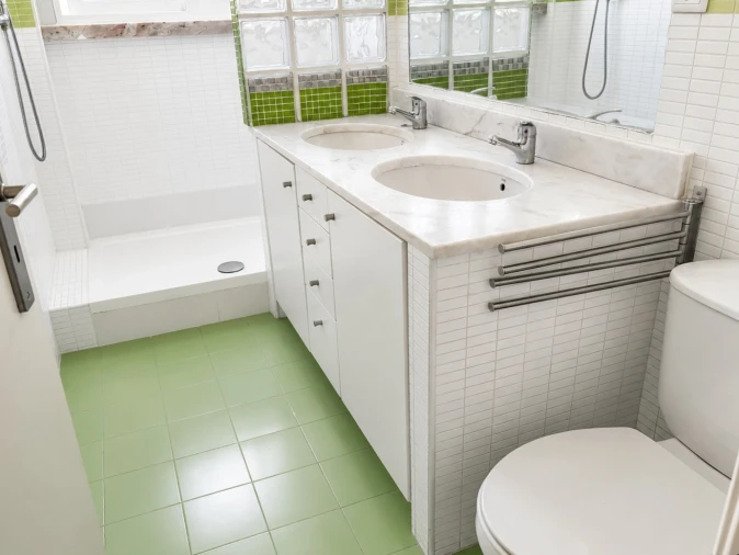 Apartamento T2 para Arrendamento em Arroios Foto 19