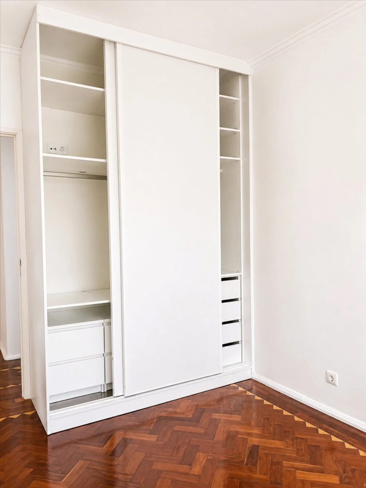 Apartamento T2 para Arrendamento em Arroios Foto 9