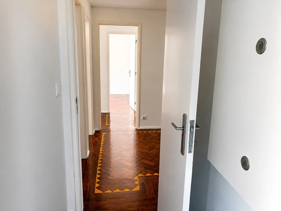 Apartamento T2 para Arrendamento em Arroios Foto 7