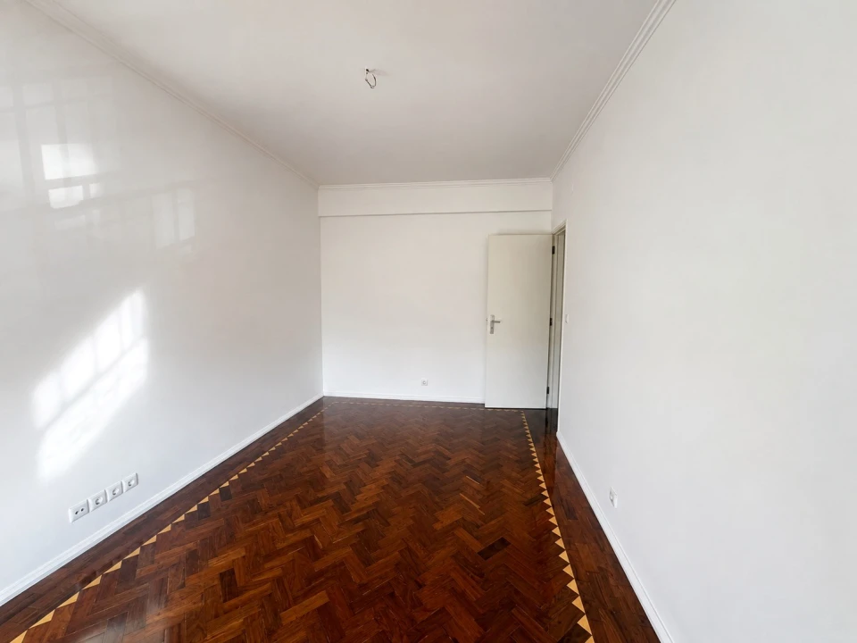 Apartamento T2 para Arrendamento em Arroios Foto 10