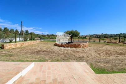 Moradia T3 para Venda em Lagoa e Carvoeiro
