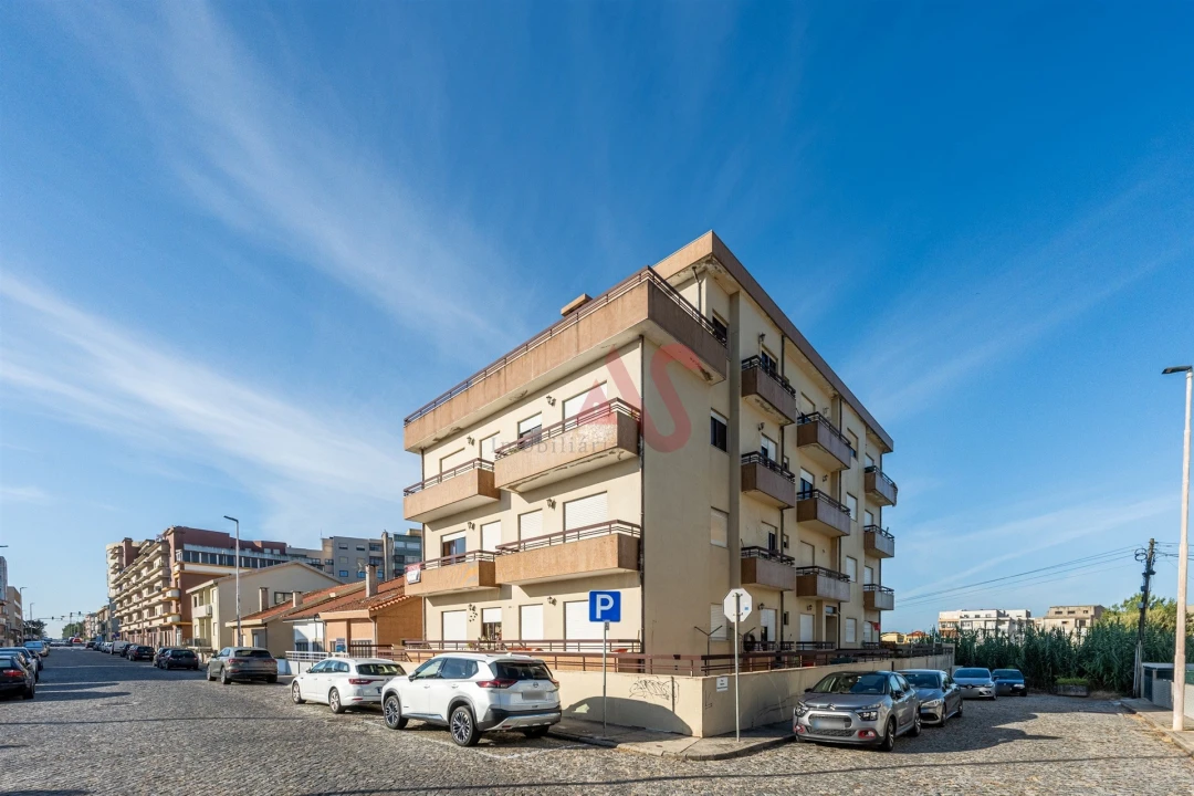 Apartamento T2 para Venda em Vila do Conde Foto 3