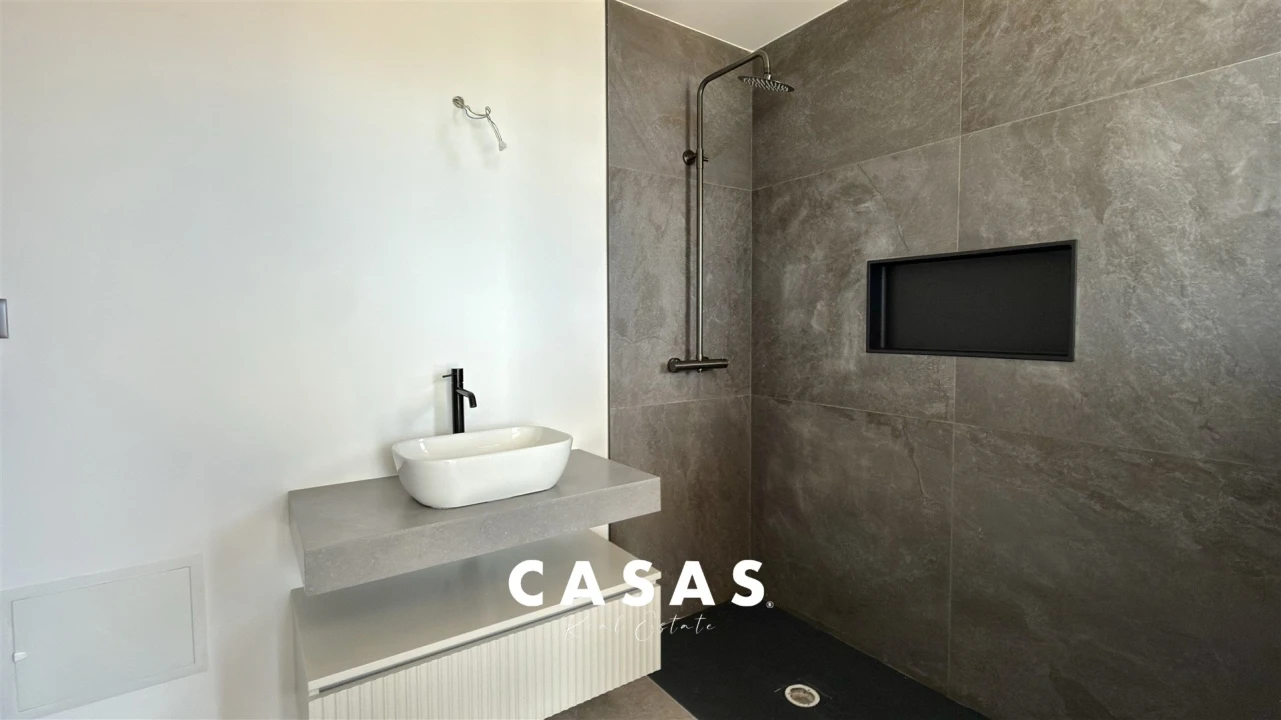 Apartamento T2 para Venda em Santo Antonio Foto 17