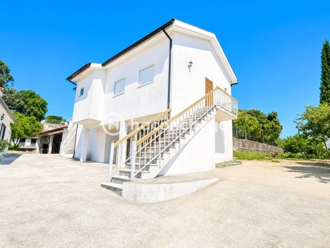Quinta T3 para Venda em Alheira e Igreja Nova Foto 50