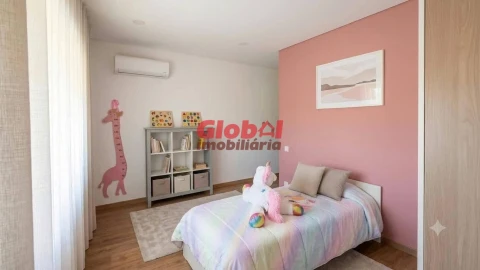 Apartamento T3 para Venda em Nelas