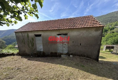 Moradia T0 para Venda em Carvalhais e Candal