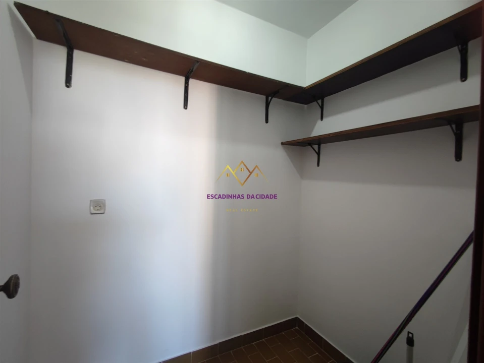 Apartamento T1 para Venda em Benavente Foto 12