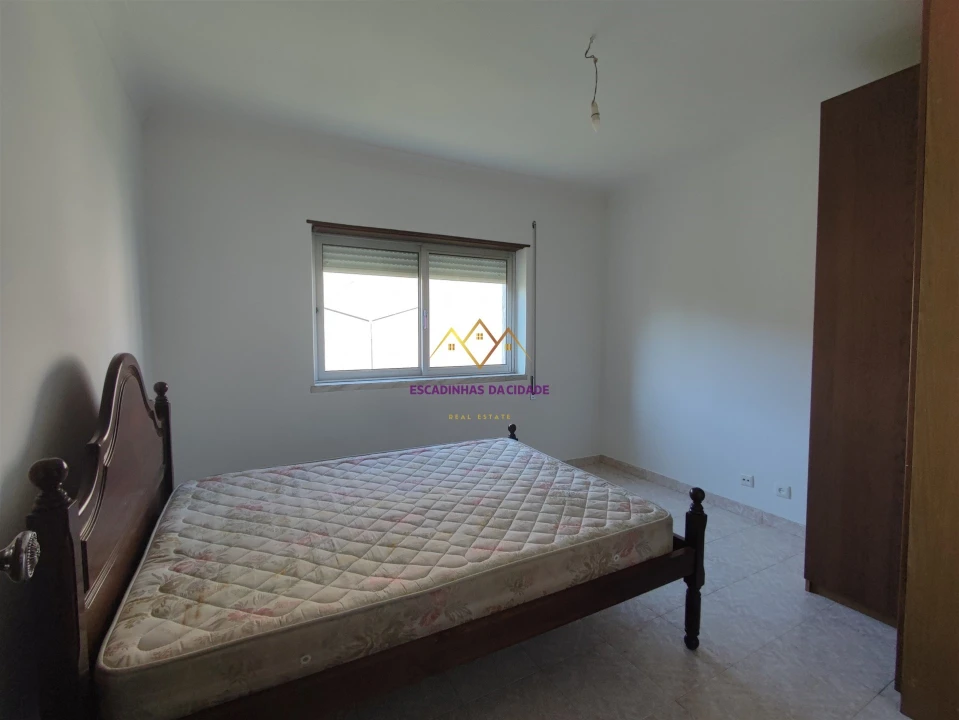 Apartamento T1 para Venda em Benavente Foto 17